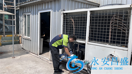 北京水冷機(jī)罷工 緊急維修專線24h接單 省電35%實(shí)測(cè)